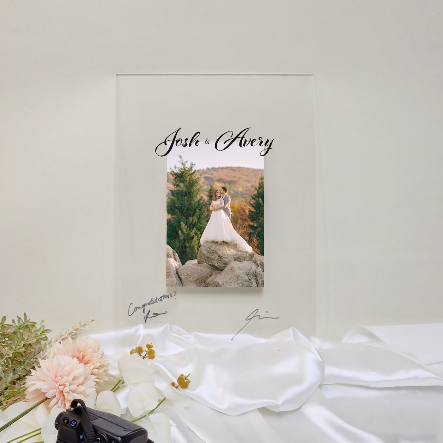 Floating Photo Guestbook