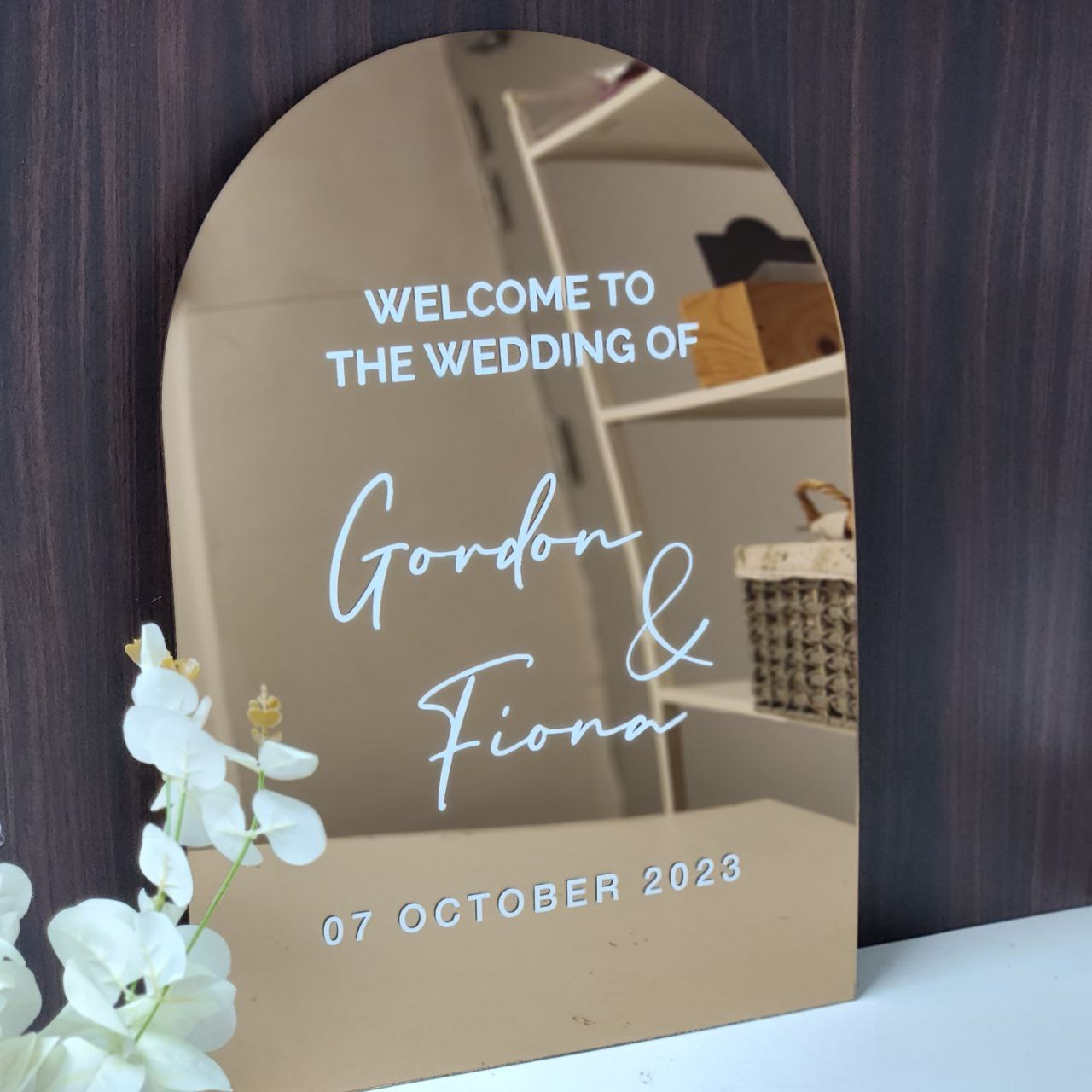 Arch Wedding Signage - Mirror Acrylics